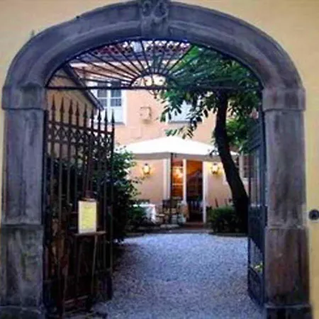 Hotel The Tuscanian Lucca